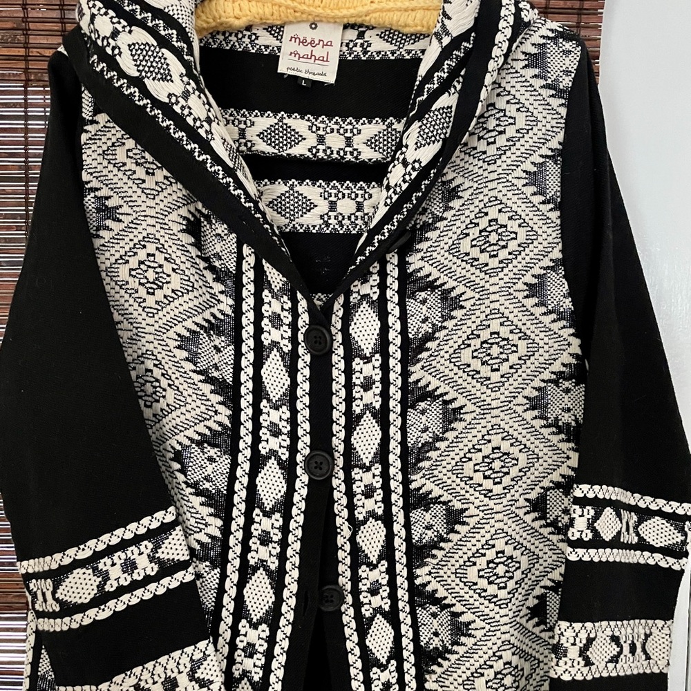 Meena Mahal Santa Fe embroidered jacket-pristine condition size L